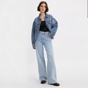 LEVI’S RIBCAGE WIDE LEG JEANS